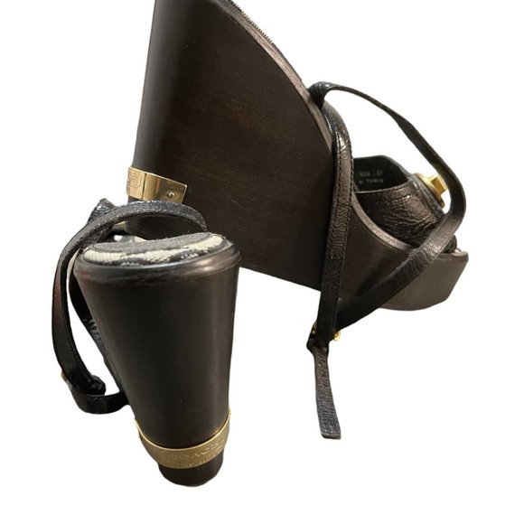 COACH Wedge Heel - Picture 2 of 3